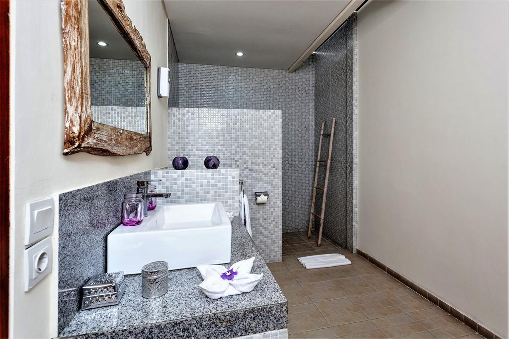 Rumah Indah Villa Семиняк Екстериор снимка