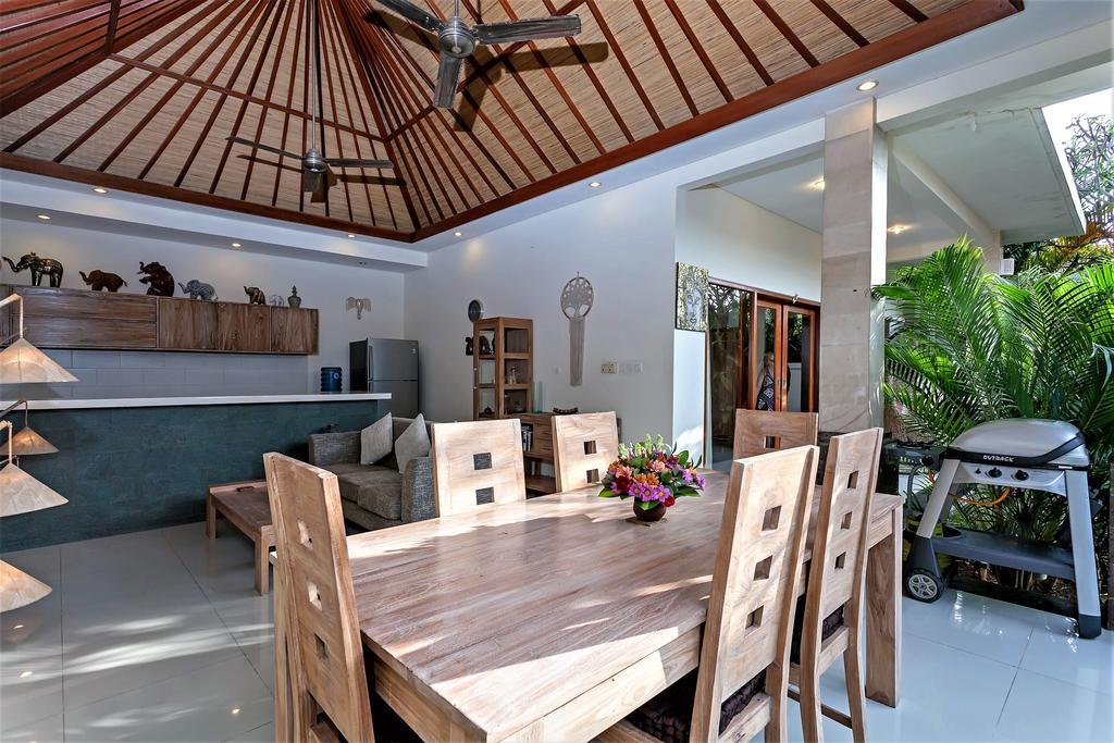 Rumah Indah Villa Семиняк Екстериор снимка