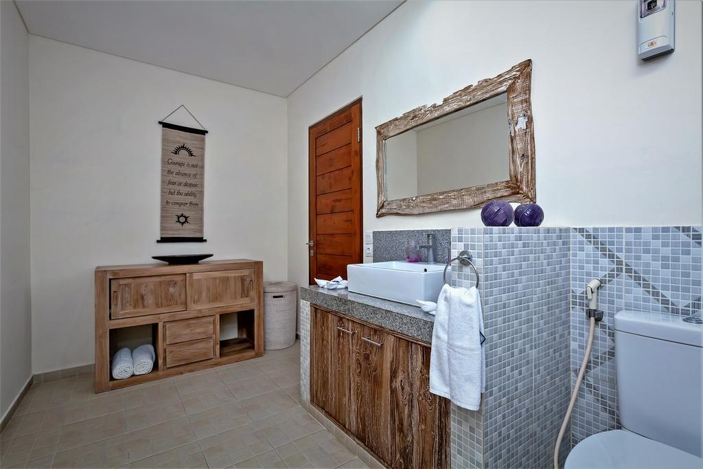Rumah Indah Villa Семиняк Екстериор снимка