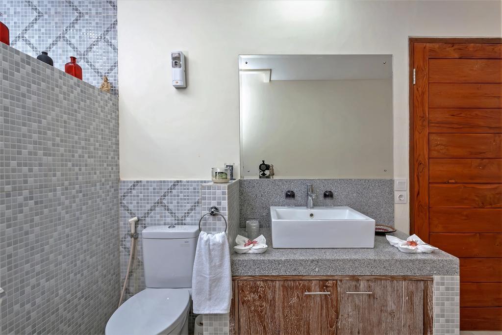 Rumah Indah Villa Семиняк Екстериор снимка