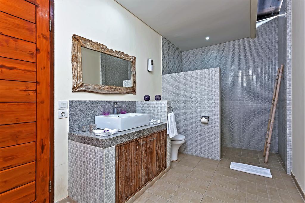 Rumah Indah Villa Семиняк Екстериор снимка